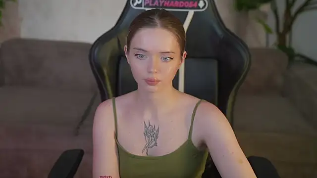 Snapshot of Cassy-Celestial_ chatting on June 2026 07:47:02 AM Cassy-Celestial online show from June 2026 07:47:02 AM