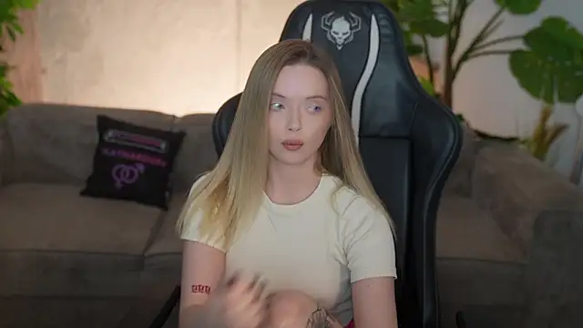 Snapshot of Cassy-Celestial_ chatting on March 2026 08:25:02 AM Cassy-Celestial online show from March 2026 08:25:02 AM