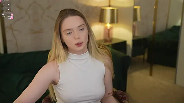 Cassy-Celestial  online show from October 2025 07:40:02 AM