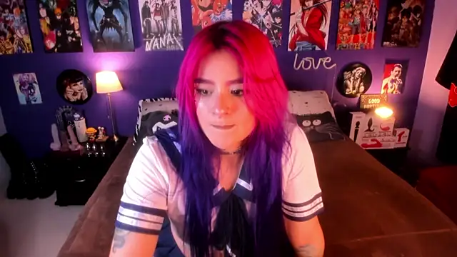 anne cross online show from November 2025 11:52:01 PM