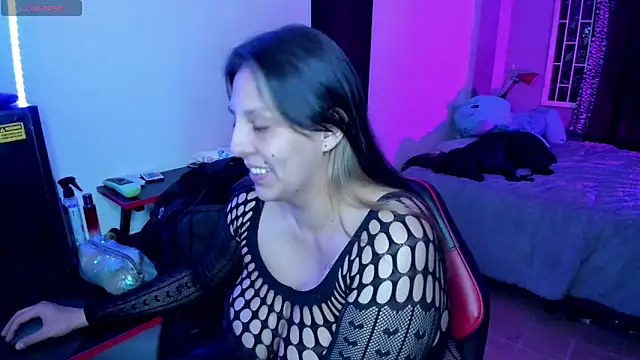 MIABOOBS   online show from October 2025 04:13:01 AM