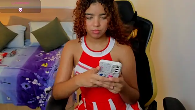 aurora rodriguez online show from February 2025 03:48:02 PM
