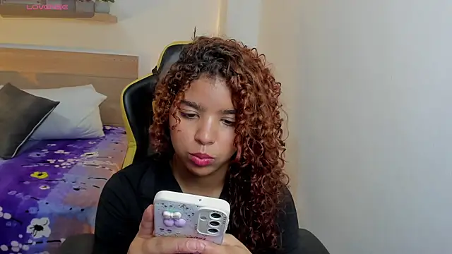 aurora rodriguez online show from February 2025 03:18:01 PM