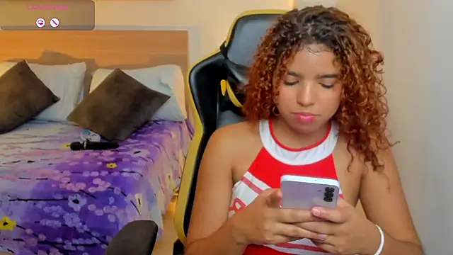 aurora rodriguez online show from February 2025 03:16:01 PM