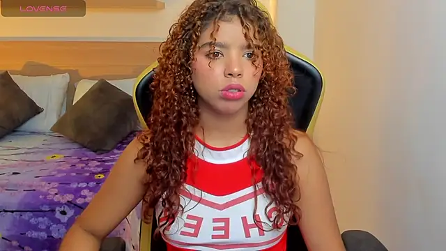 aurora rodriguez online show from February 2025 12:12:01 PM