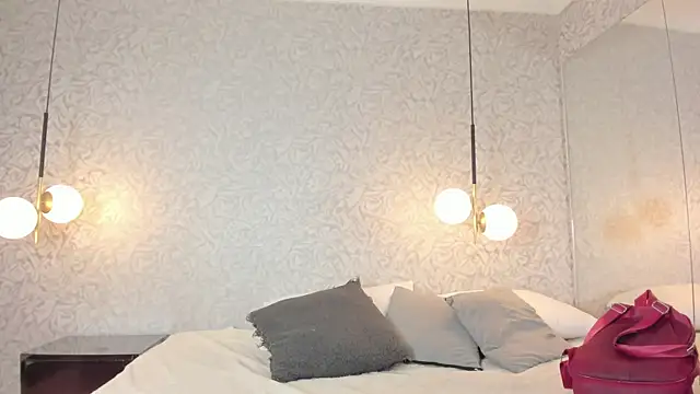 leigh-angels online show from April 2026 09:38:01 PM