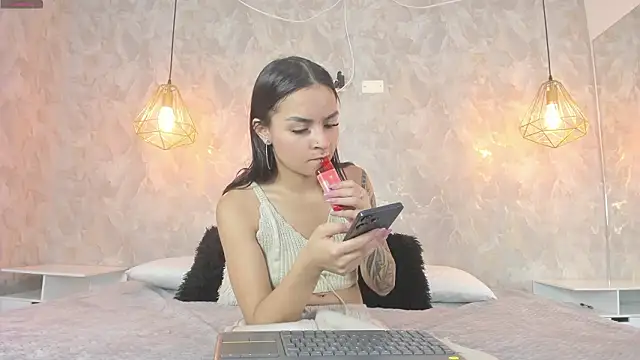 leigh-angels online show from February 2026 08:59:01 PM