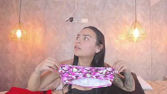 leigh-angels online show from July 2026 09:56:01 PM