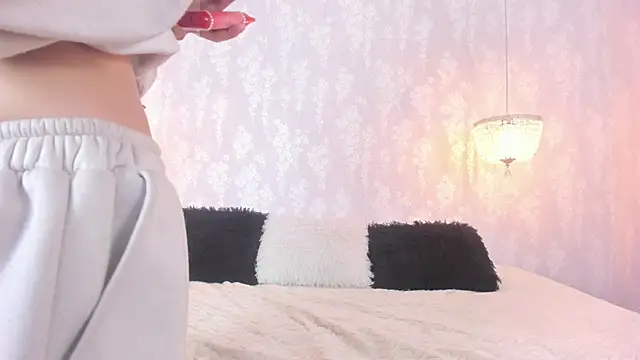 Snapshot of leigh-angels chatting on November 2025 09:59:02 PM leigh-angels online show from November 2025 09:59:02 PM