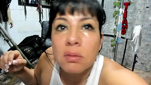 Snapshot of Erlinda-engel chatting on September 2025 12:23:01 PM Erlinda-engel online show from September 2025 12:23:01 PM