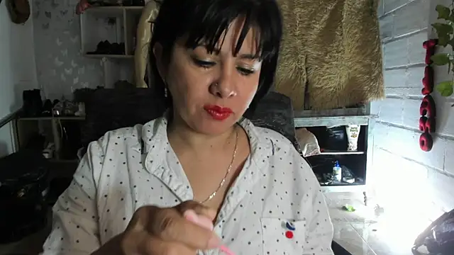 Snapshot of Erlinda-engel chatting on October 2025 11:55:02 AM Erlinda-engel online show from October 2025 11:55:02 AM