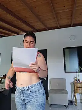 Juliietha servas online show from April 2026 05:25:01 PM