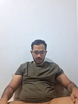 alesssterling online show from November 2025 03:23:02 AM