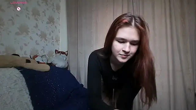 Snapshot of MargoFoxy chatting on October 2025 12:28:02 PM MargoFoxy online show from October 2025 12:28:02 PM
