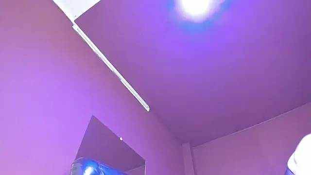 Snapshot of Olivia_seex chatting on March 2025 04:44:02 PM Olivia seex online show from March 2025 04:44:02 PM