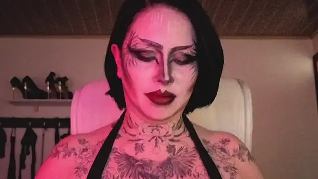 Snapshot of Olivia_seex chatting on December 2025 02:07:02 PM Olivia seex online show from December 2025 02:07:02 PM