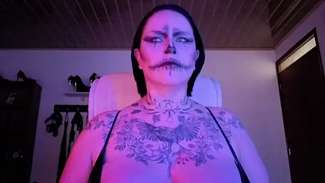 Snapshot of Olivia_seex chatting on November 2025 01:55:02 PM Olivia seex online show from November 2025 01:55:02 PM