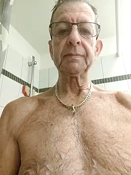 Jossi15 online show from January 2026 05:50:01 PM