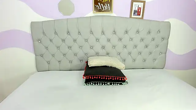 Snapshot of BRIYITHMENA chatting on November 2025 01:16:02 PM BRIYITHMENA online show from November 2025 01:16:02 PM