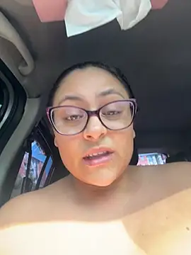 Sol biglips online show from April 2026 08:01:01 PM