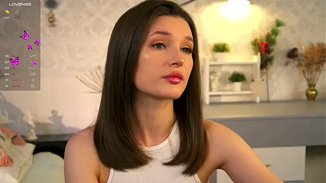 Snapshot of Eva_Golden chatting on January 2025 03:40:02 PM Eva Golden online show from January 2025 03:40:02 PM