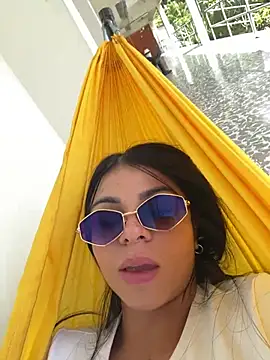 SophiaKarson online show from February 2026 06:27:01 PM