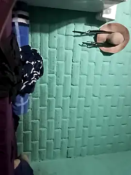 HandsomeBuoyy21 online show from March 2026 01:55:01 PM