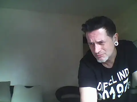 oopsxx online show from February 2025 02:33:02 PM