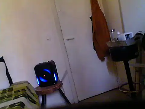 oopsxx online show from February 2025 09:18:01 AM