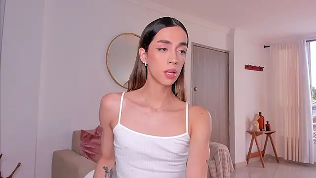 Snapshot of Emmavr chatting on February 2025 08:45:01 PM Emmavr online show from February 2025 08:45:01 PM