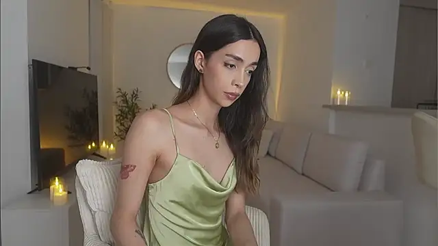 Emmavr online show from April 2026 02:24:01 AM