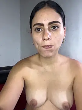 Azuna25 online show from October 2025 05:58:02 PM