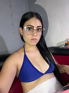 Azuna25 online show from March 2026 08:29:01 PM