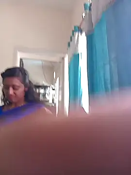 AUNTY1984 online show from May 2026 06:28:02 AM