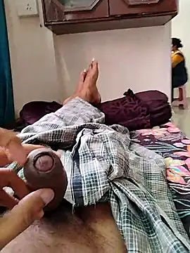 AUNTY1984 online show from September 2025 03:02:02 AM