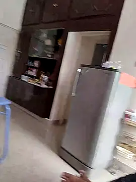 AUNTY1984 online show from October 2025 08:04:02 AM