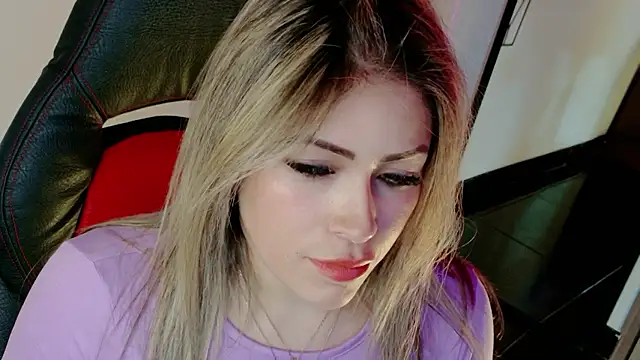 Snapshot of Natalia_Montoya chatting on January 2026 11:53:02 PM Natalia Montoya online show from January 2026 11:53:02 PM