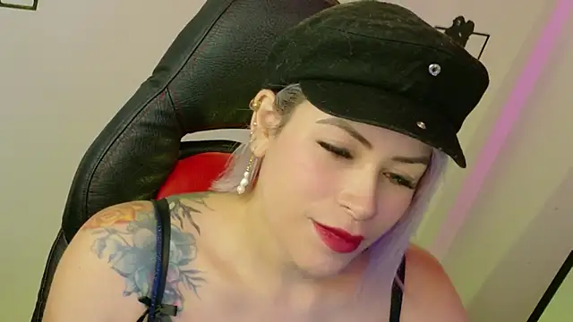 Natalia Montoya online show from April 2026 01:40:01 AM