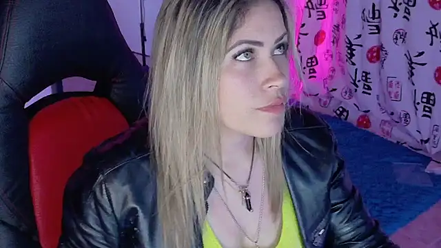 Natalia Montoya online show from October 2025 12:21:01 AM