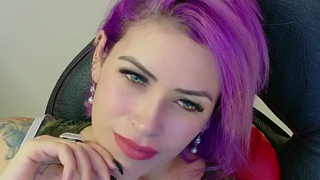 Natalia Montoya online show from May 2026 01:11:01 AM