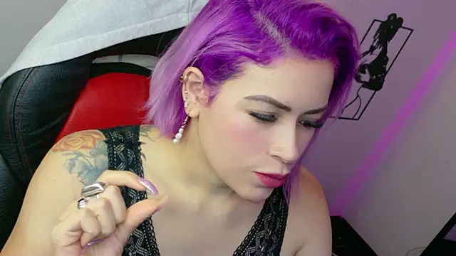 Natalia Montoya online show from April 2026 12:39:01 AM