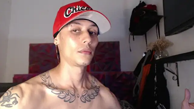 Snapshot of bix_couples chatting on January 2026 12:50:01 AM bix couples online show from January 2026 12:50:01 AM