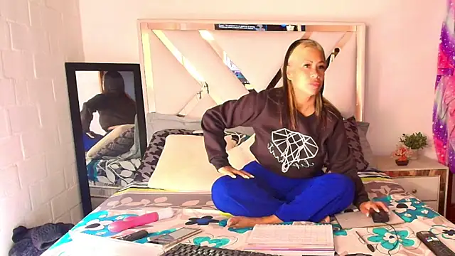 AlixLong online show from March 2026 04:34:02 PM