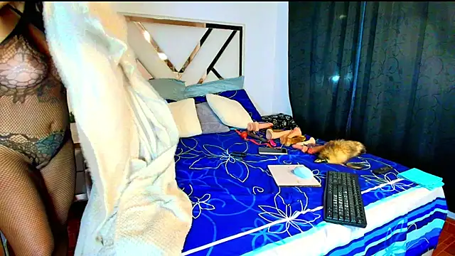 AlixLong online show from November 2025 02:37:01 AM