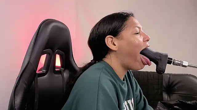 Anabel693 online show from December 2025 08:44:02 PM