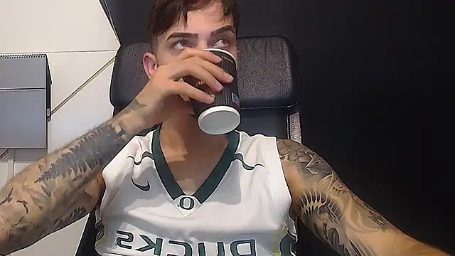 BrandonTate online show from June 2026 04:44:01 AM