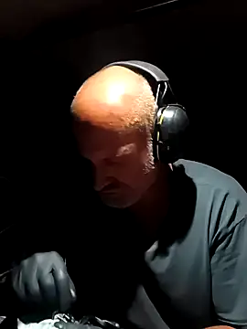 FloppyPickle4u online show from March 2026 10:15:02 AM