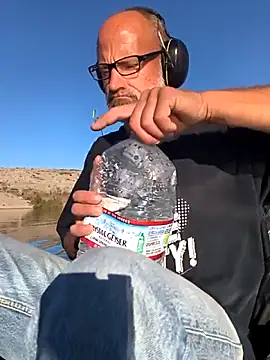 FloppyPickle4u online show from February 2026 04:04:01 PM