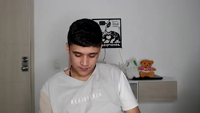 kaiine190 online show from November 2025 07:55:01 AM