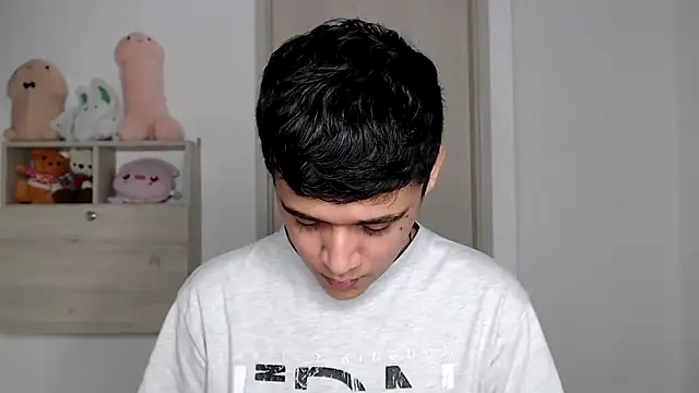 kaiine190 online show from December 2025 09:23:01 AM